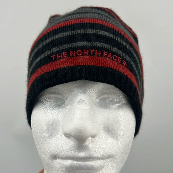 The North Face Beanie - Picture 1 of 5